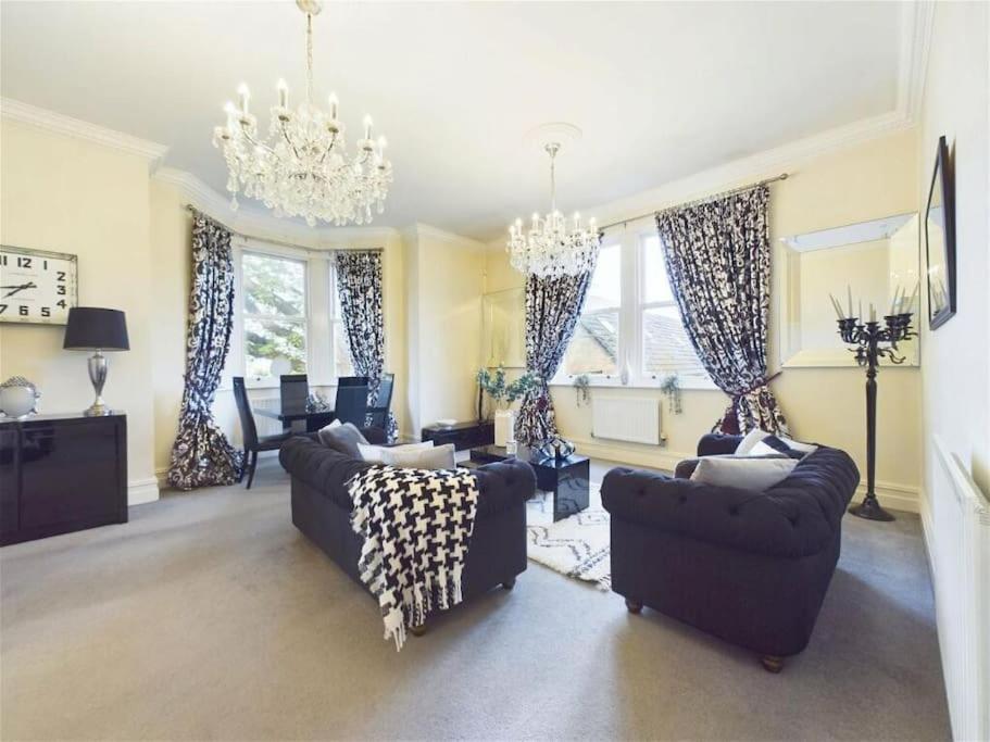 Upmarket Apartment In Ormskirk Extérieur photo